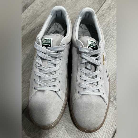 Brand New Puma Sneakers - size 13 - Grey Suede w/ Gum Sole - Picture 5 of 5